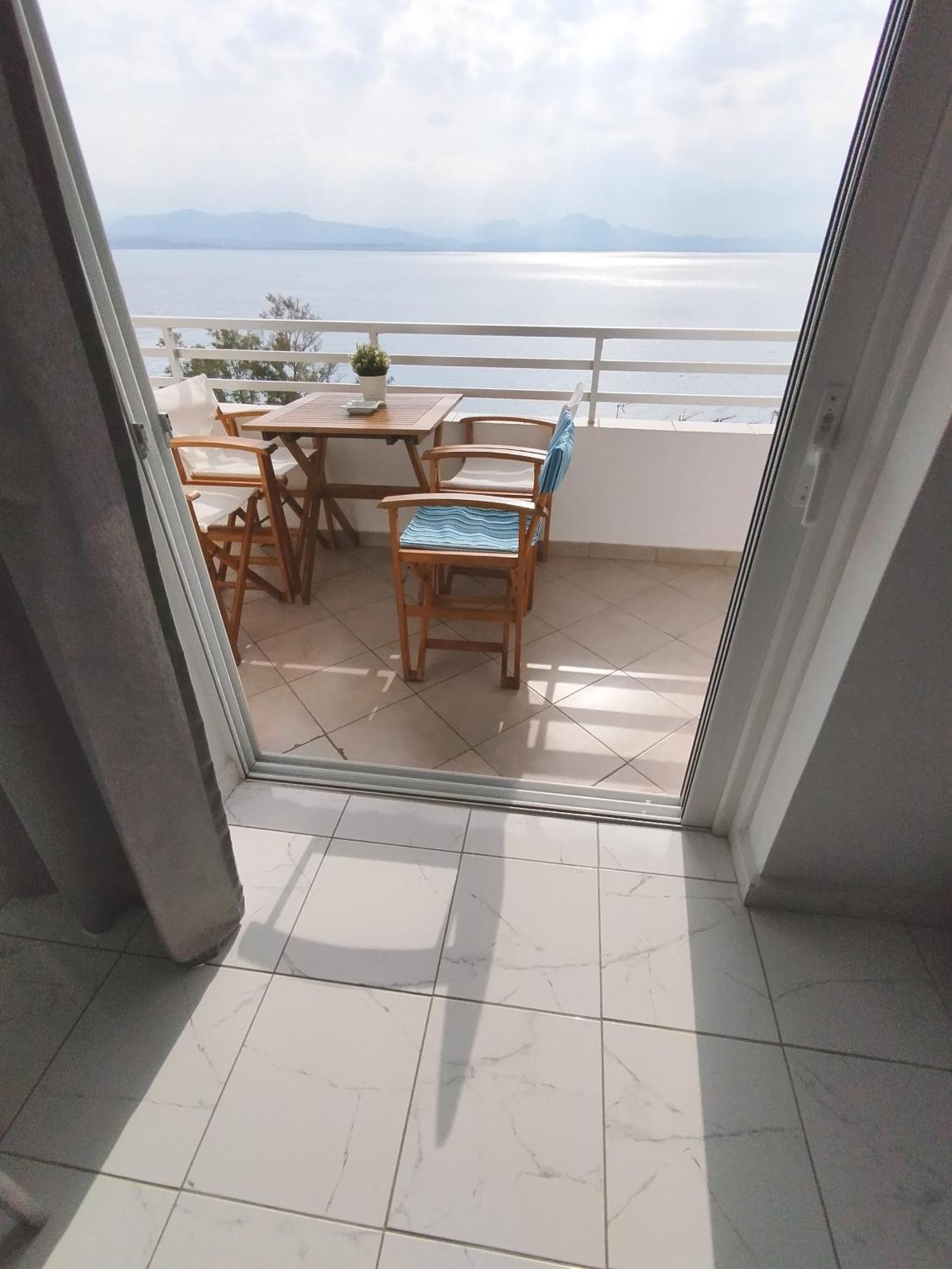 Atlas-Unlimited Sea View Apartment Loutráki Dış mekan fotoğraf